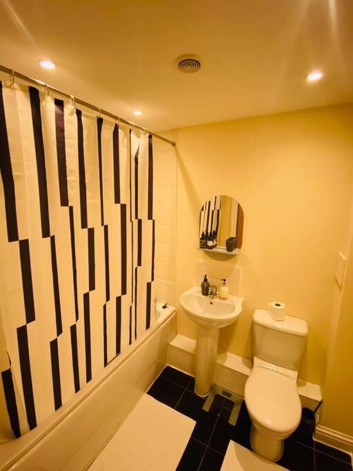 Beautiful And Modern 2 Bedroom Flat In Colindale Edgware Extérieur photo