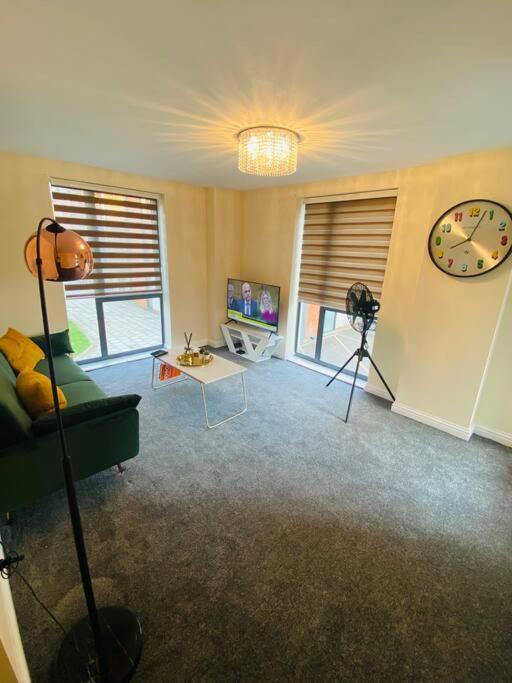 Beautiful And Modern 2 Bedroom Flat In Colindale Edgware Extérieur photo
