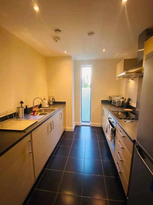 Beautiful And Modern 2 Bedroom Flat In Colindale Edgware Extérieur photo